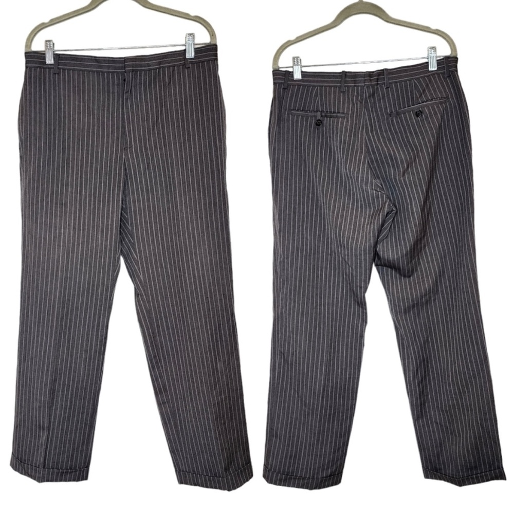 Banana Republic wool/linen grey pinstripe slacks dress pants.  Men's size 33×32